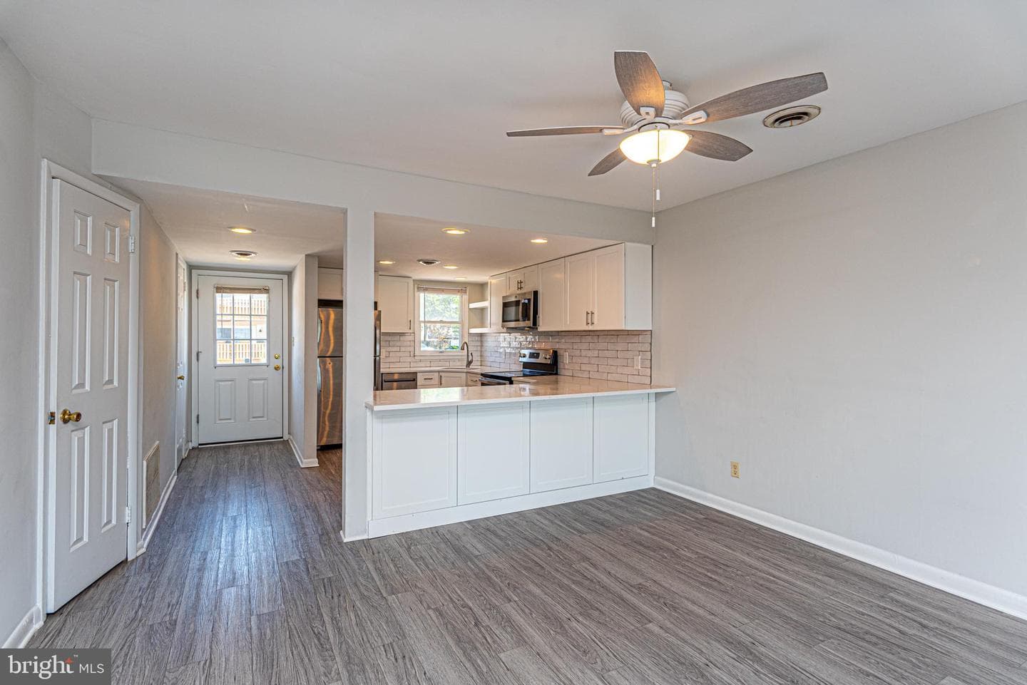 137 Jamestown Road #c photo 19