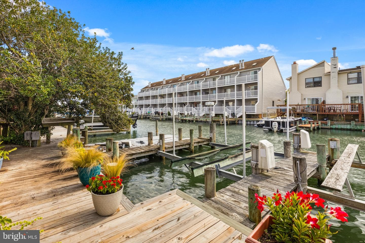 617 Bayshore Court #unit B photo 21