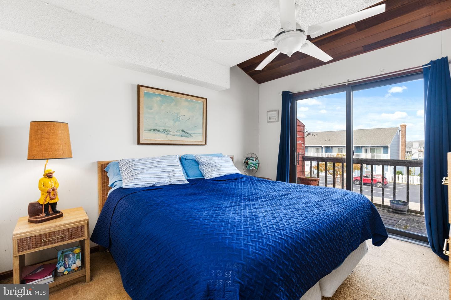 617 Bayshore Court #unit B photo 28