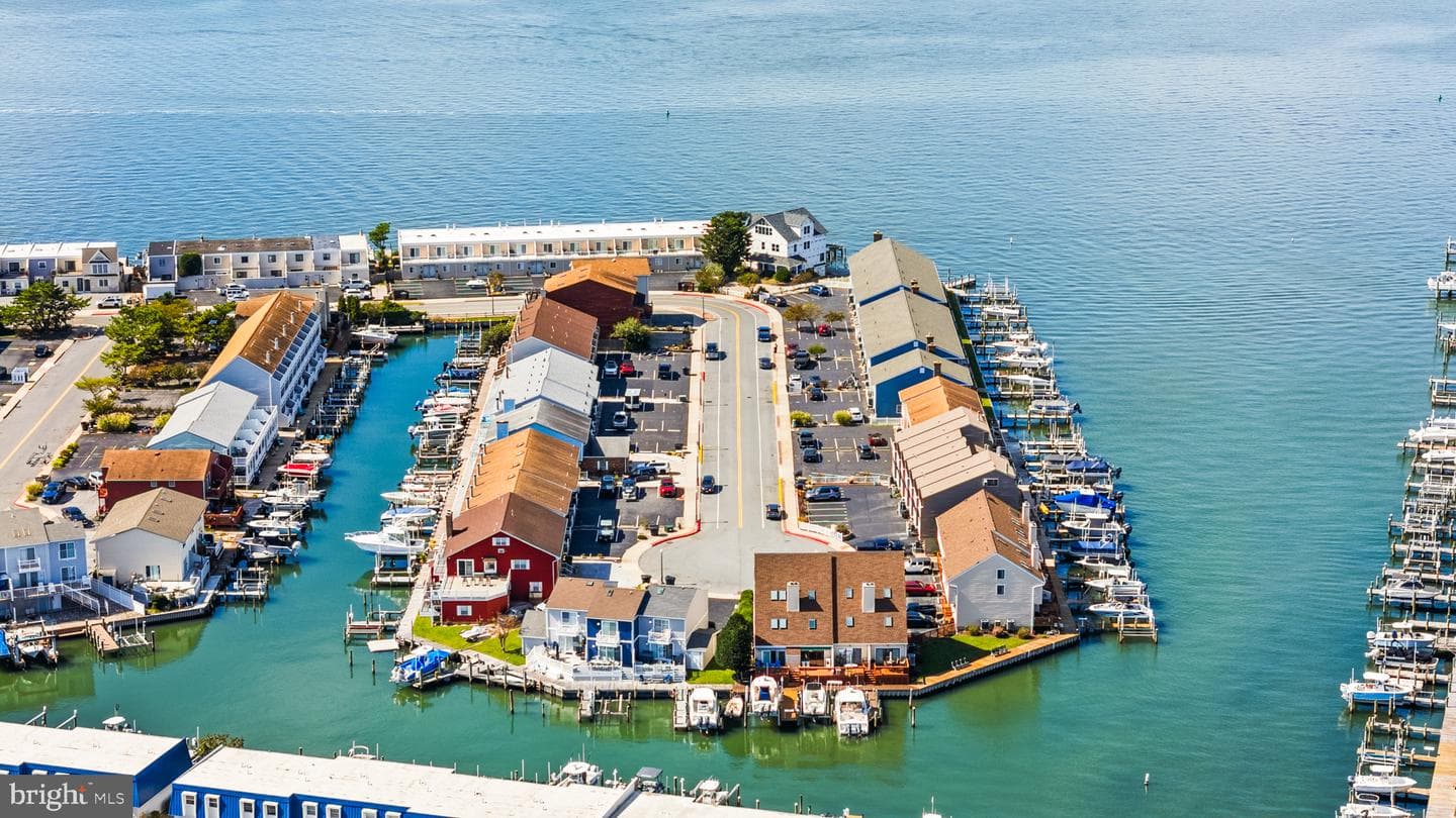 617 Bayshore Court #unit B photo 71