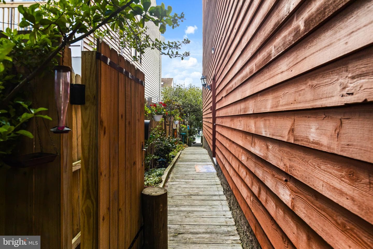 617 Bayshore Court #unit B photo 81