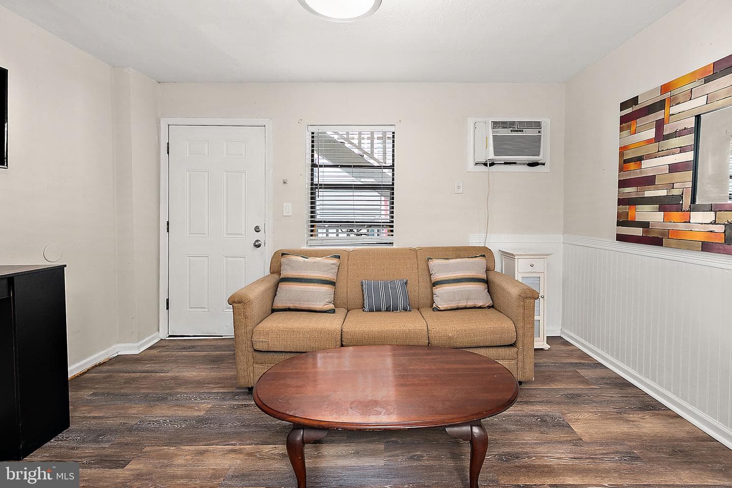 106 Talbot Street #103 photo 11