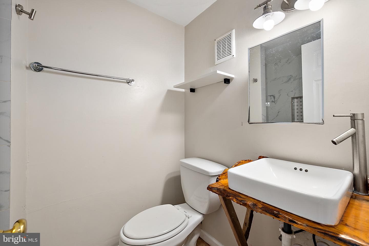 106 Talbot Street #103 photo 14