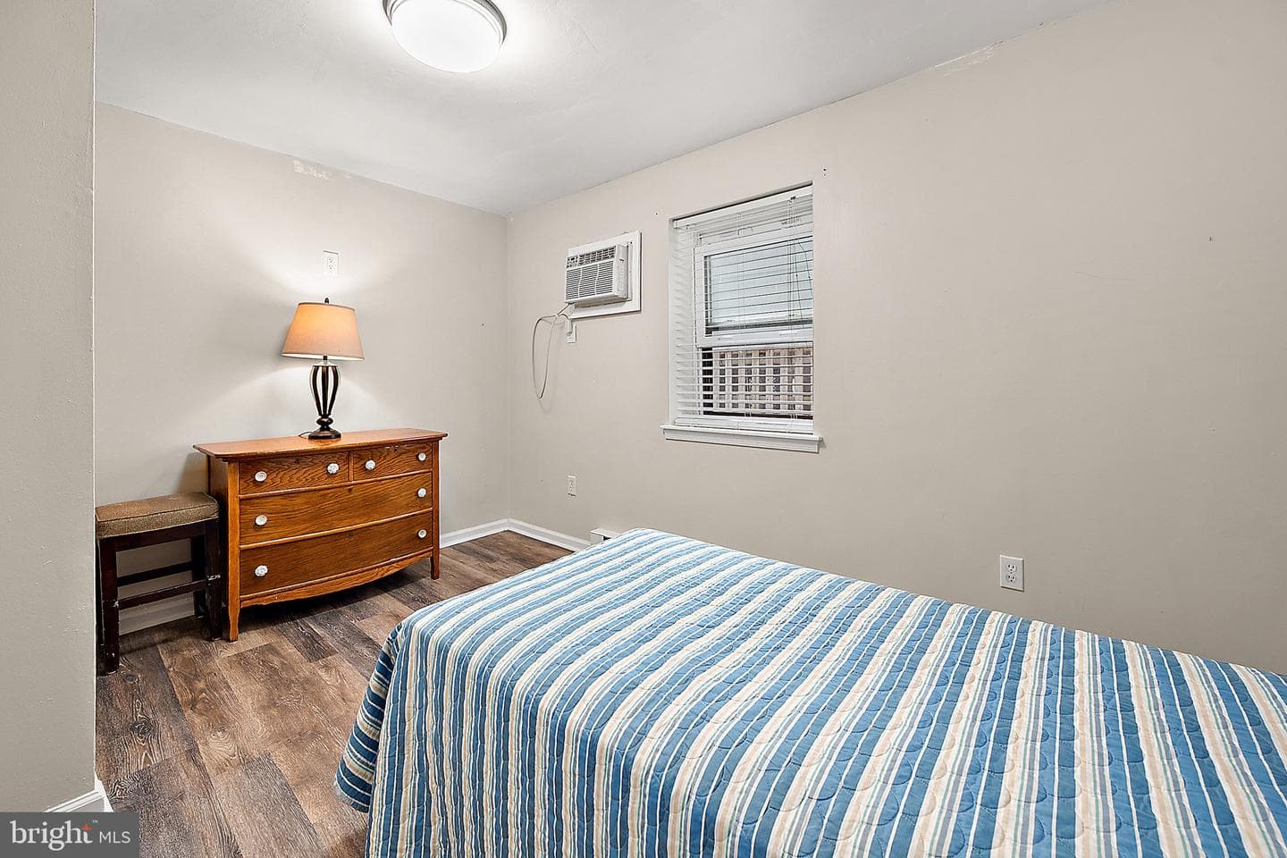 106 Talbot Street #103 photo 20