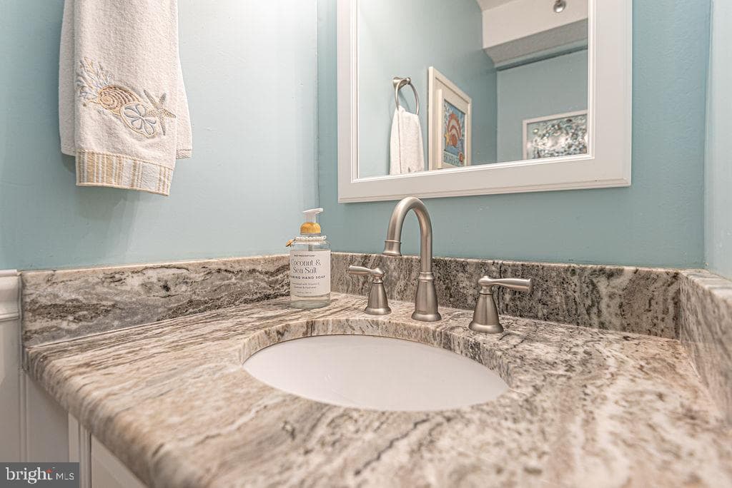 124 Newport Bay Drive #7 photo 26