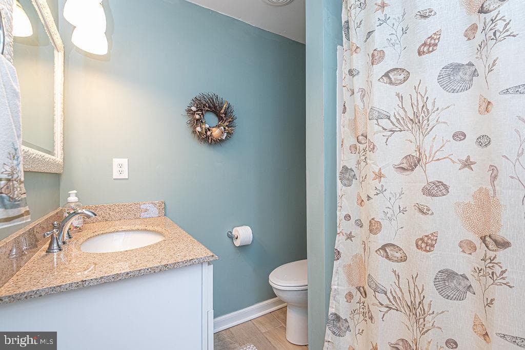 124 Newport Bay Drive #7 photo 32