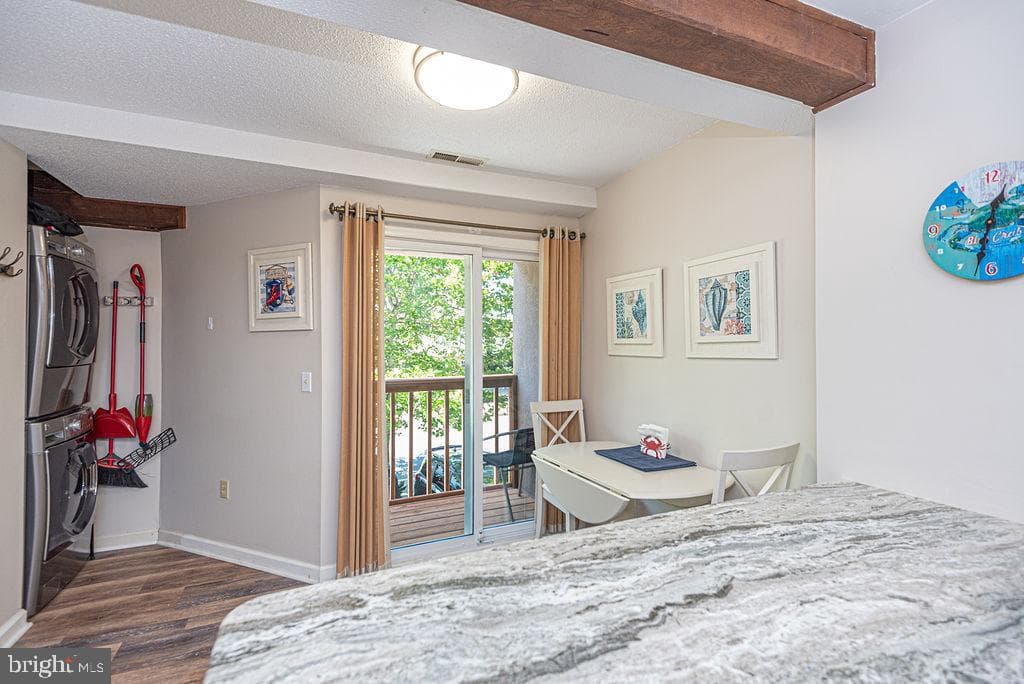124 Newport Bay Drive #7 photo 8