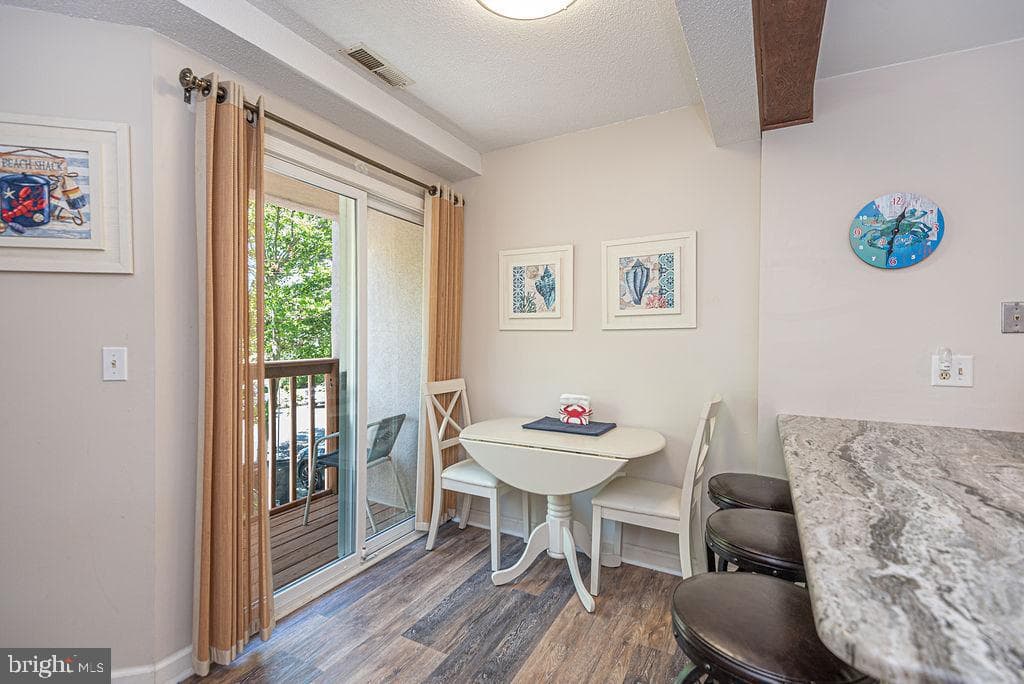 124 Newport Bay Drive #7 photo 9