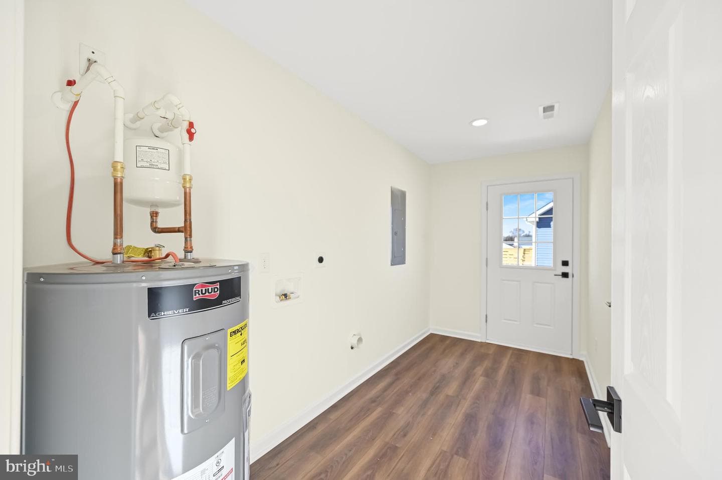 1511 Cedar Run photo 7