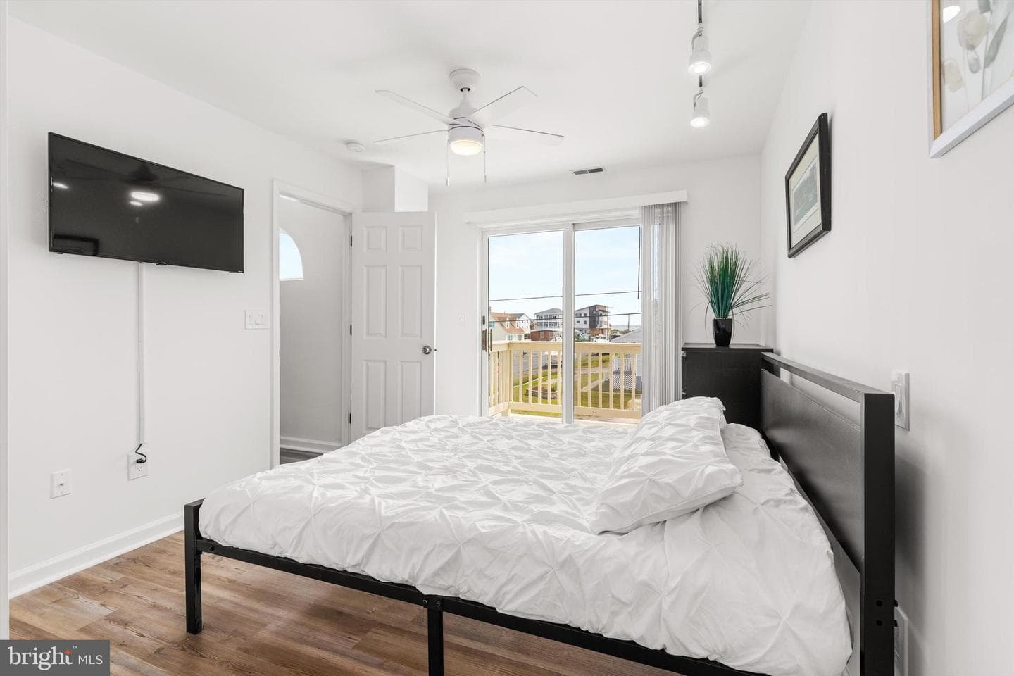 10429 Brighton Road photo 36