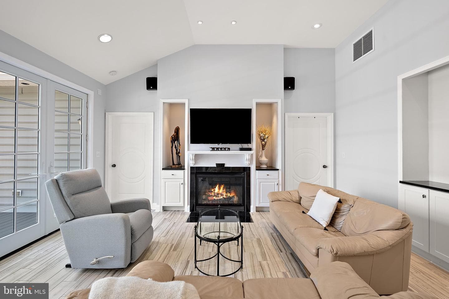 10316 Plantation Ln photo 6
