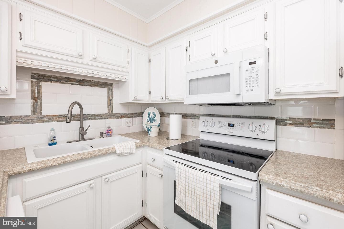 11 91st Street #202 photo 11
