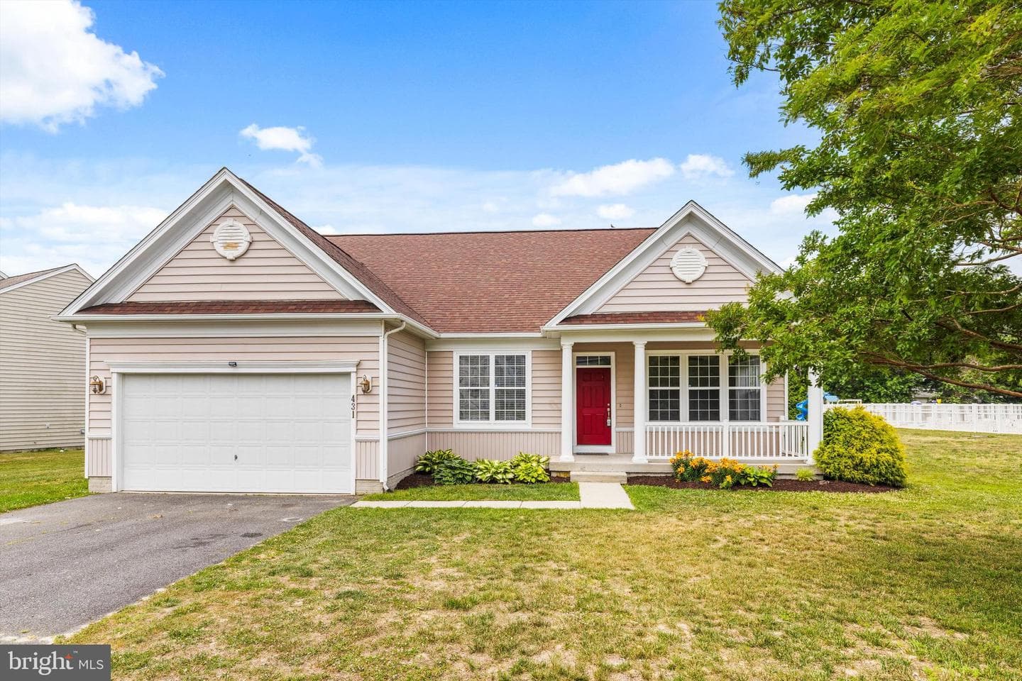 431 Dueling Way, Berlin