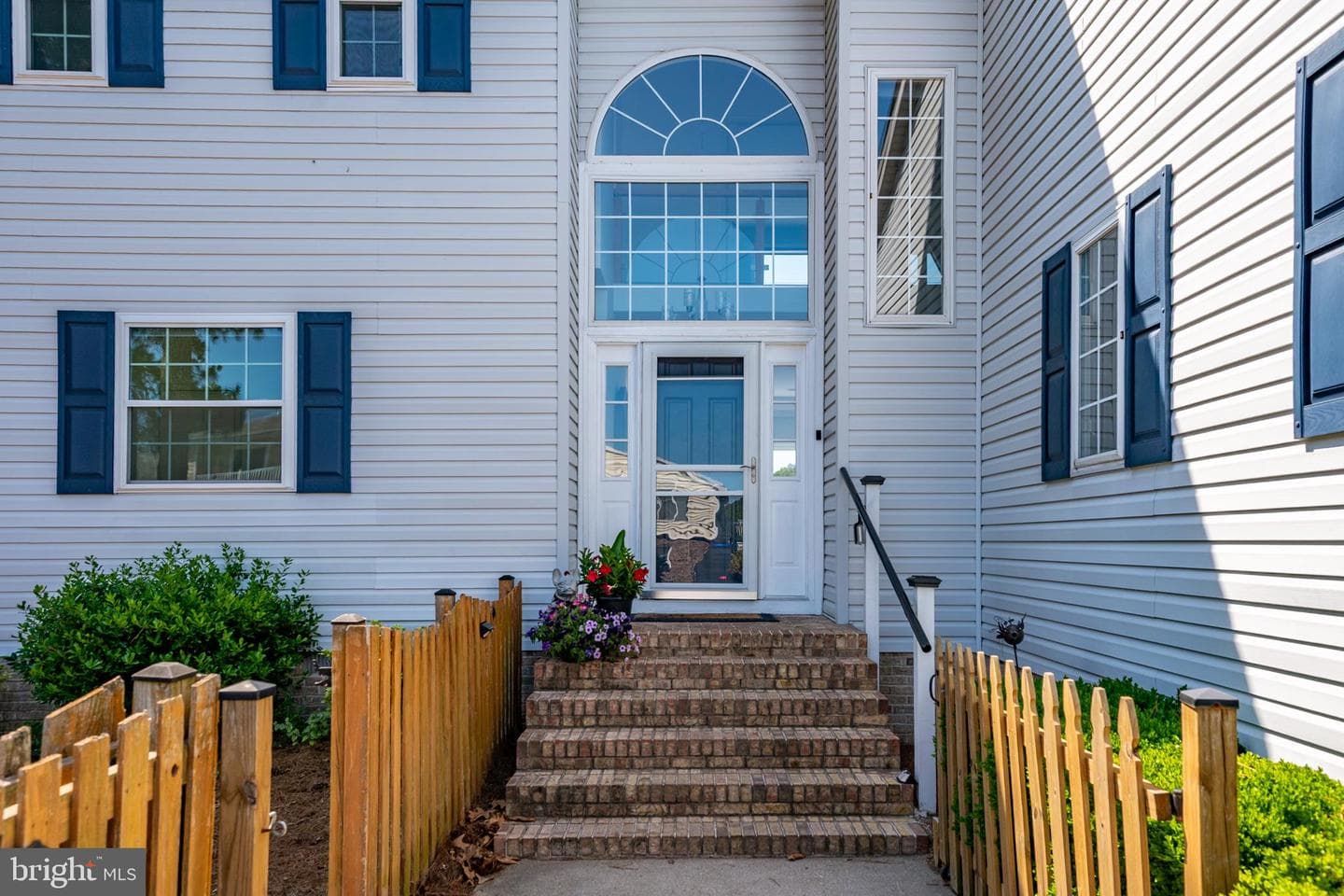 9 Harborview Drive photo 16