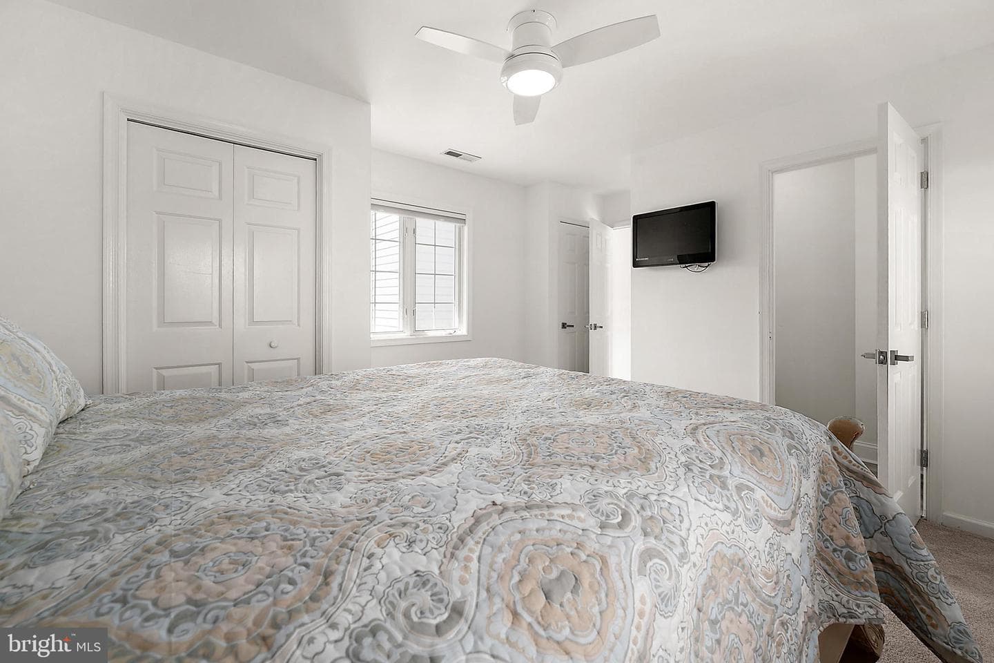 9 Harborview Drive photo 55