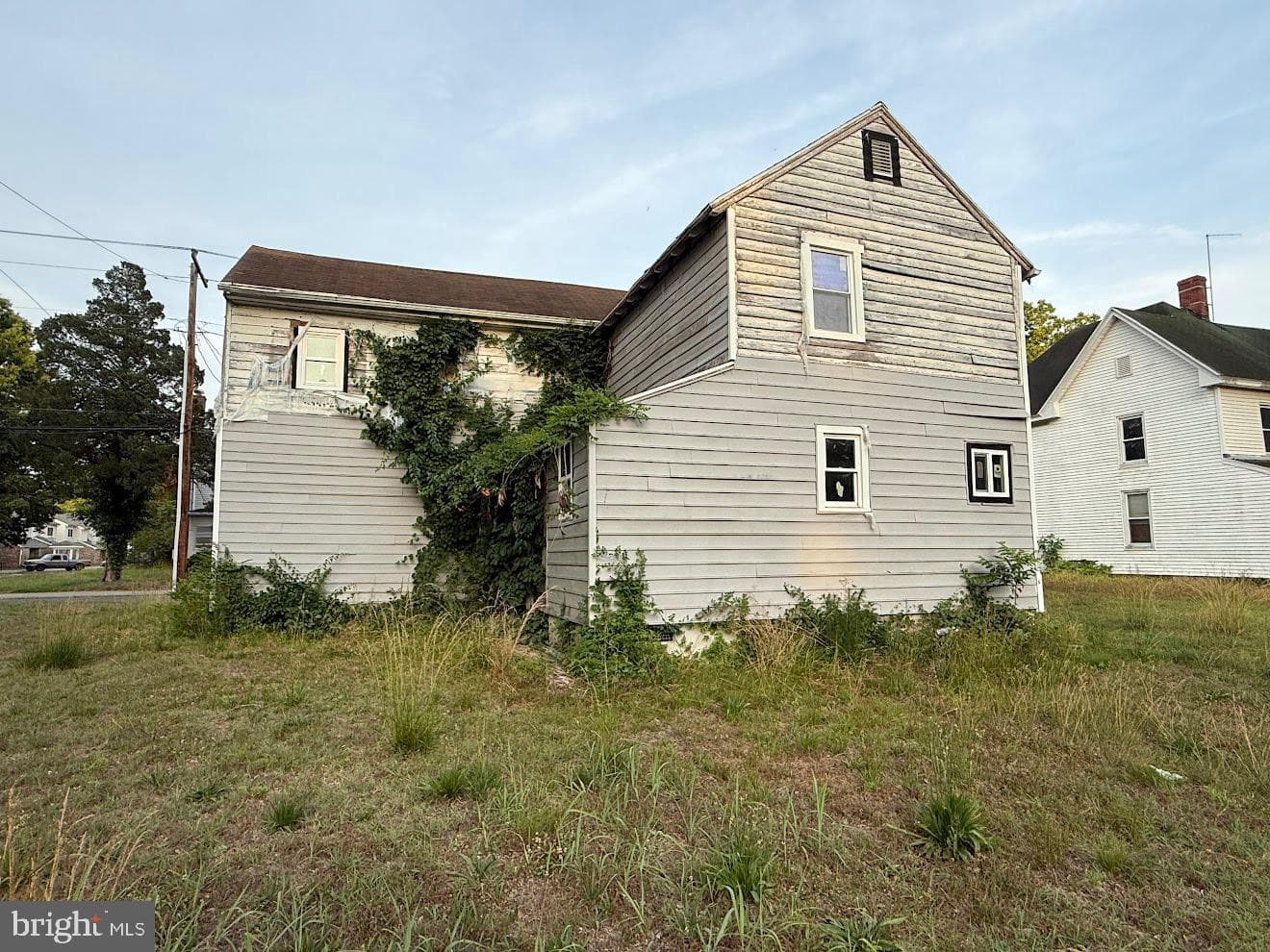 808 2nd Street photo 5