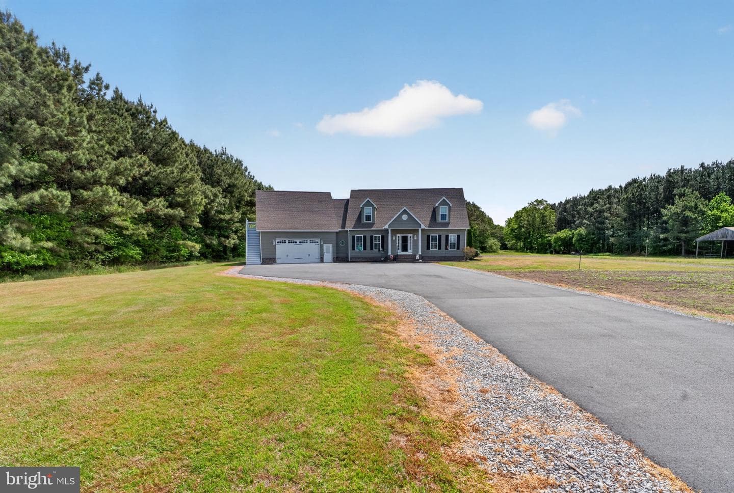 2435 Payne photo 26