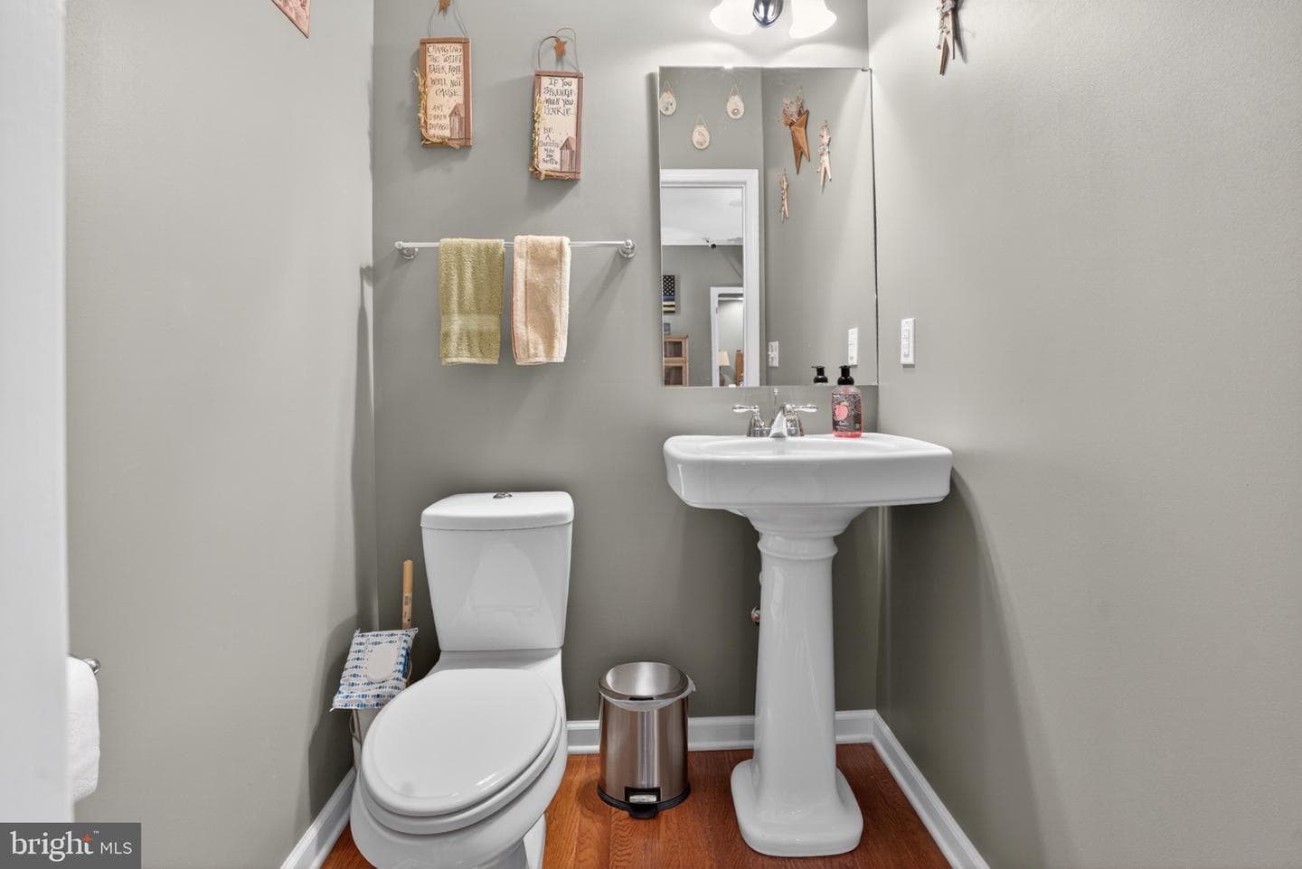 2435 Payne photo 40