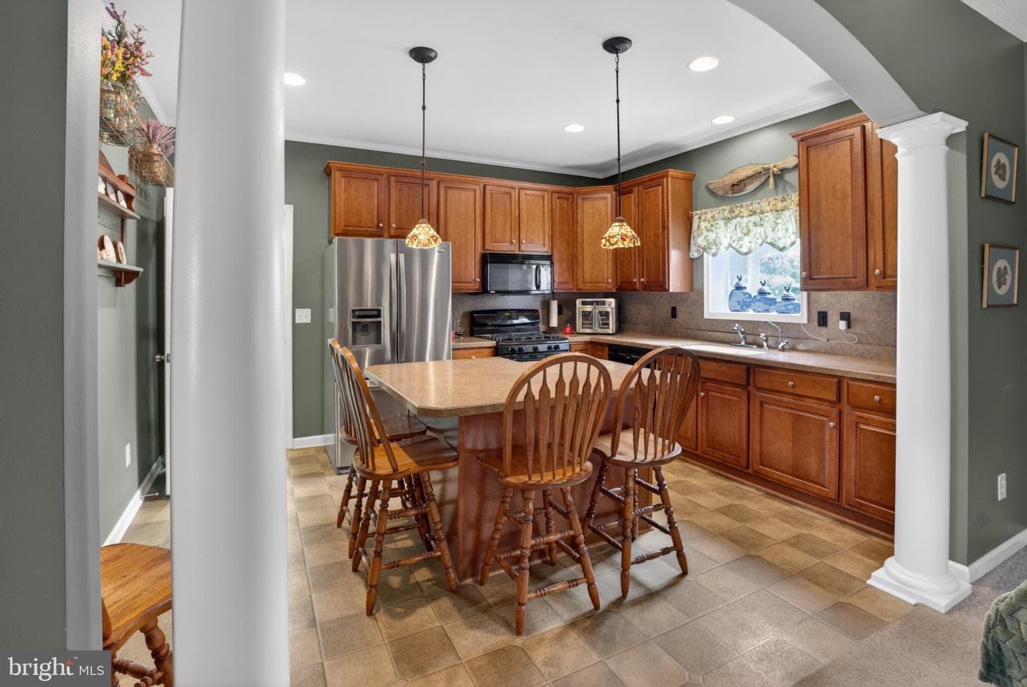 2435 Payne photo 41