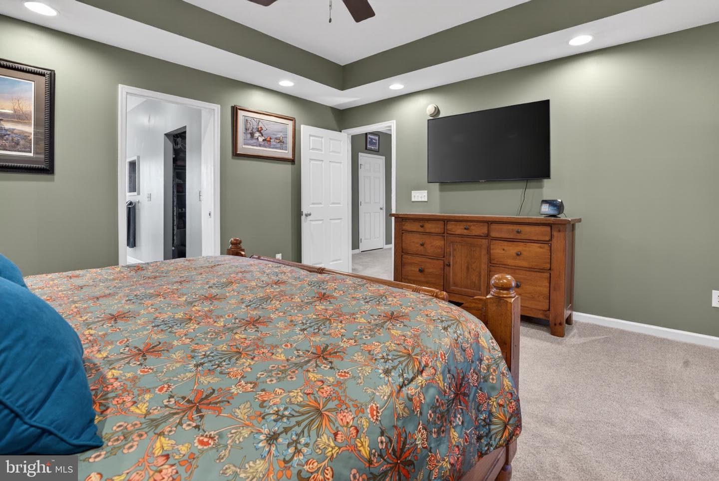 2435 Payne photo 49
