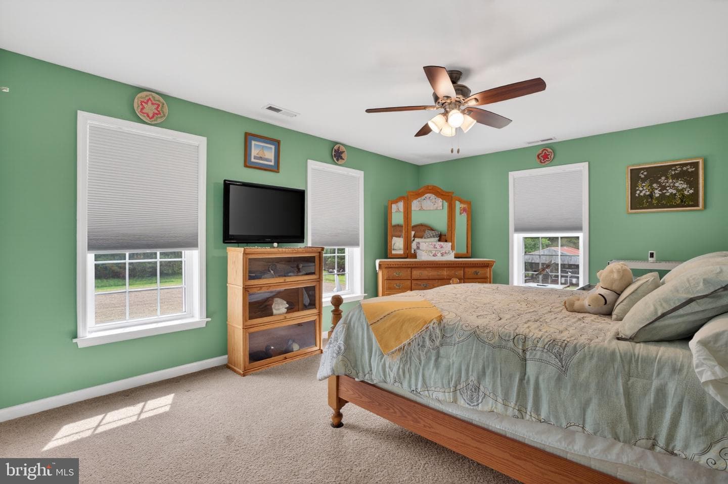 2435 Payne photo 62