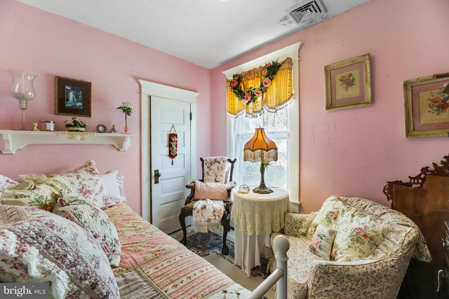 207 Williams Street photo 25