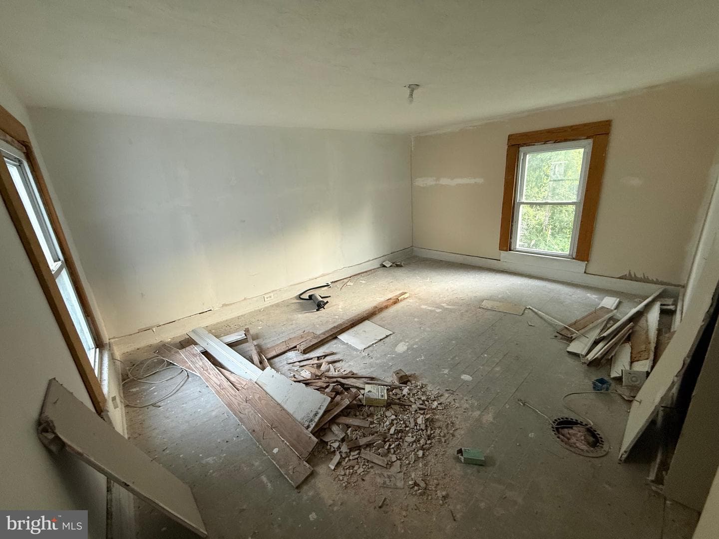 810 2nd Street photo 32