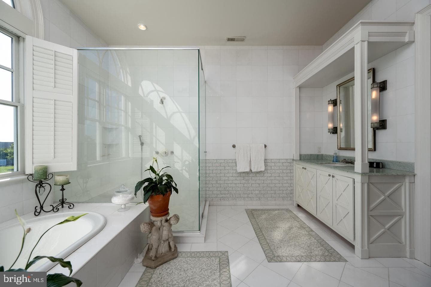 12353 Southhampton Drive photo 52