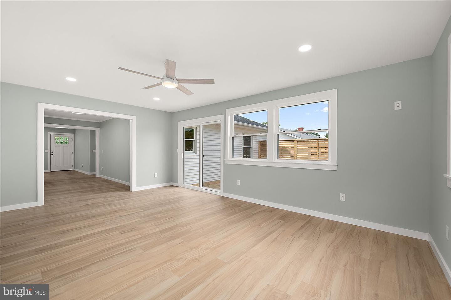 100 Esham Avenue photo 20