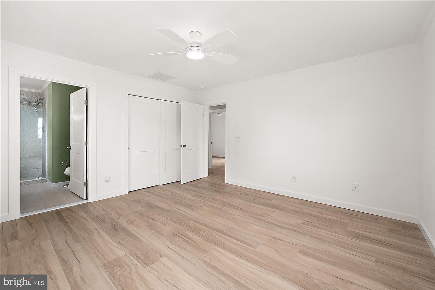 100 Esham Avenue photo 23