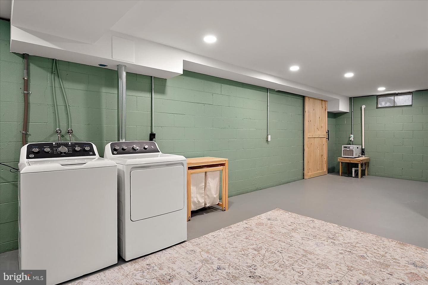 100 Esham Avenue photo 41