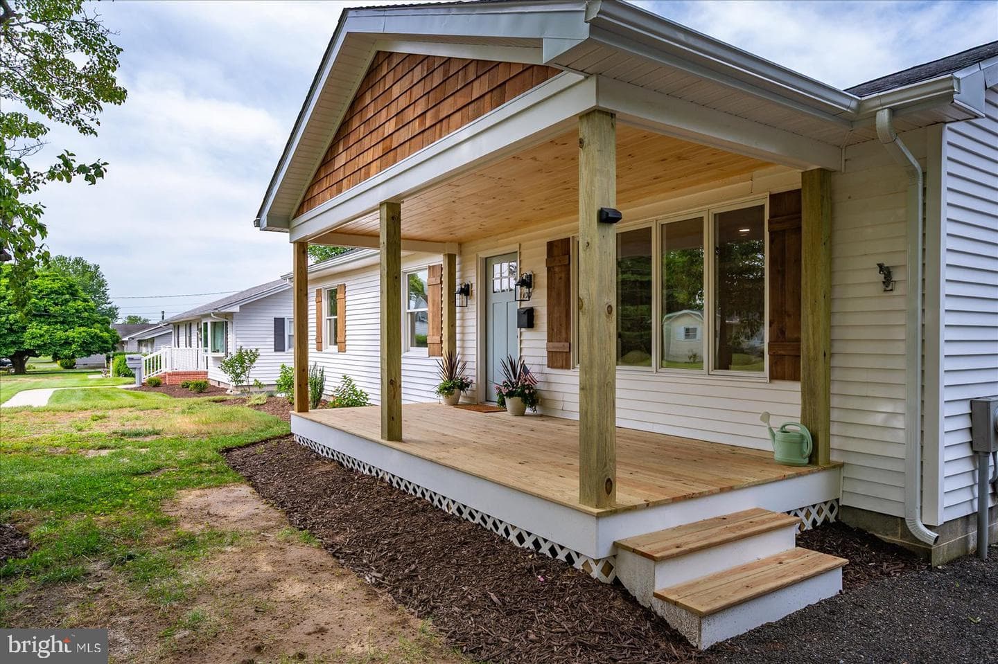 100 Esham Avenue photo 5