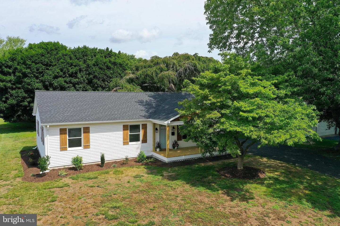 100 Esham Avenue photo 52