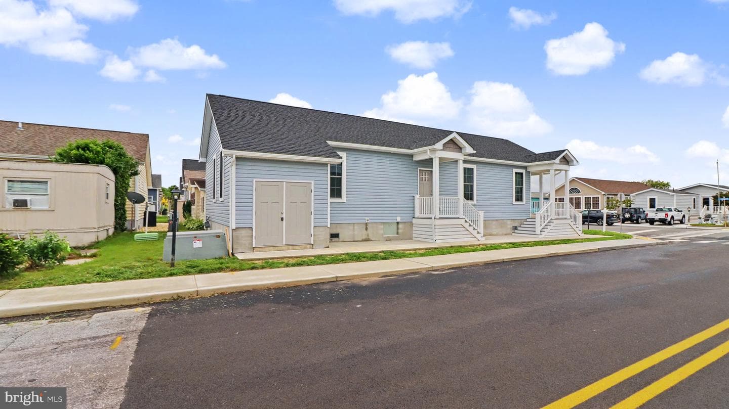 13214 Ocean Drive photo 5