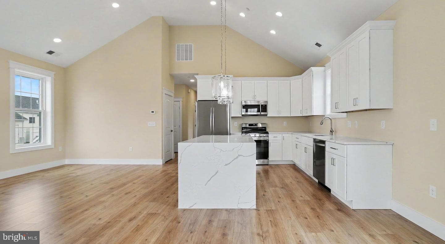13214 Ocean Drive photo 8