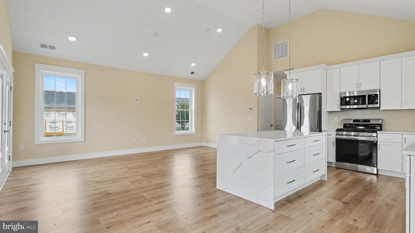 13214 Ocean Drive photo 9