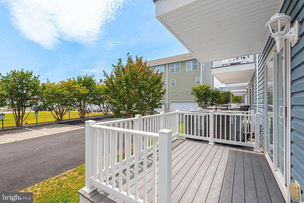1108 Saint Louis Avenue #2 photo 4