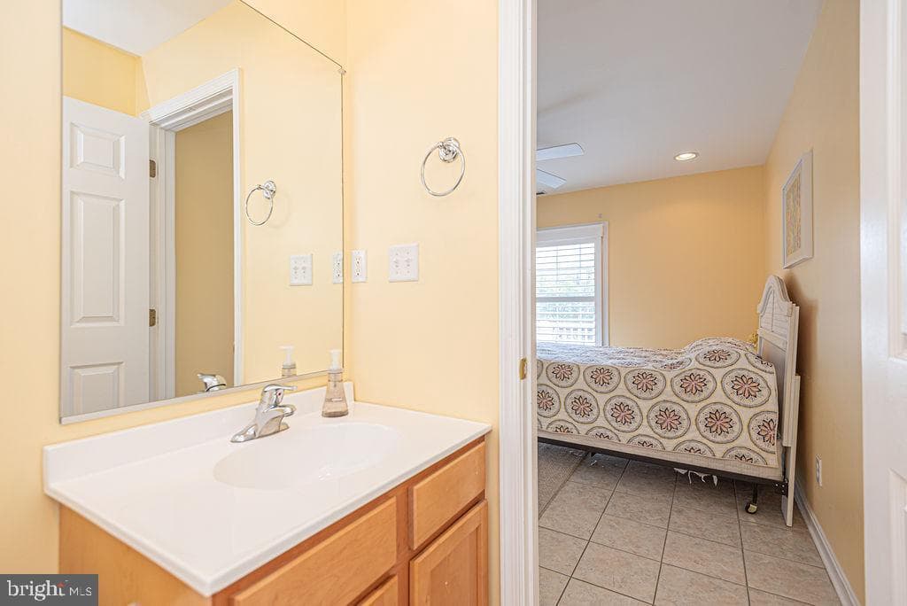 1108 Saint Louis Avenue #2 photo 40