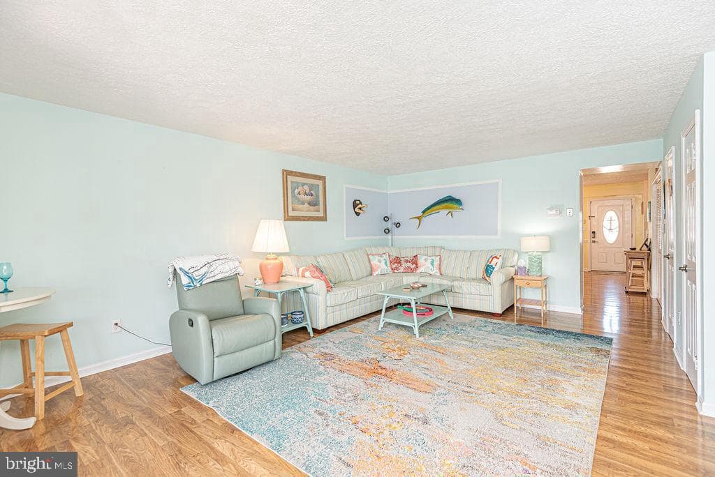 145 Newport Bay Drive #8 photo 17
