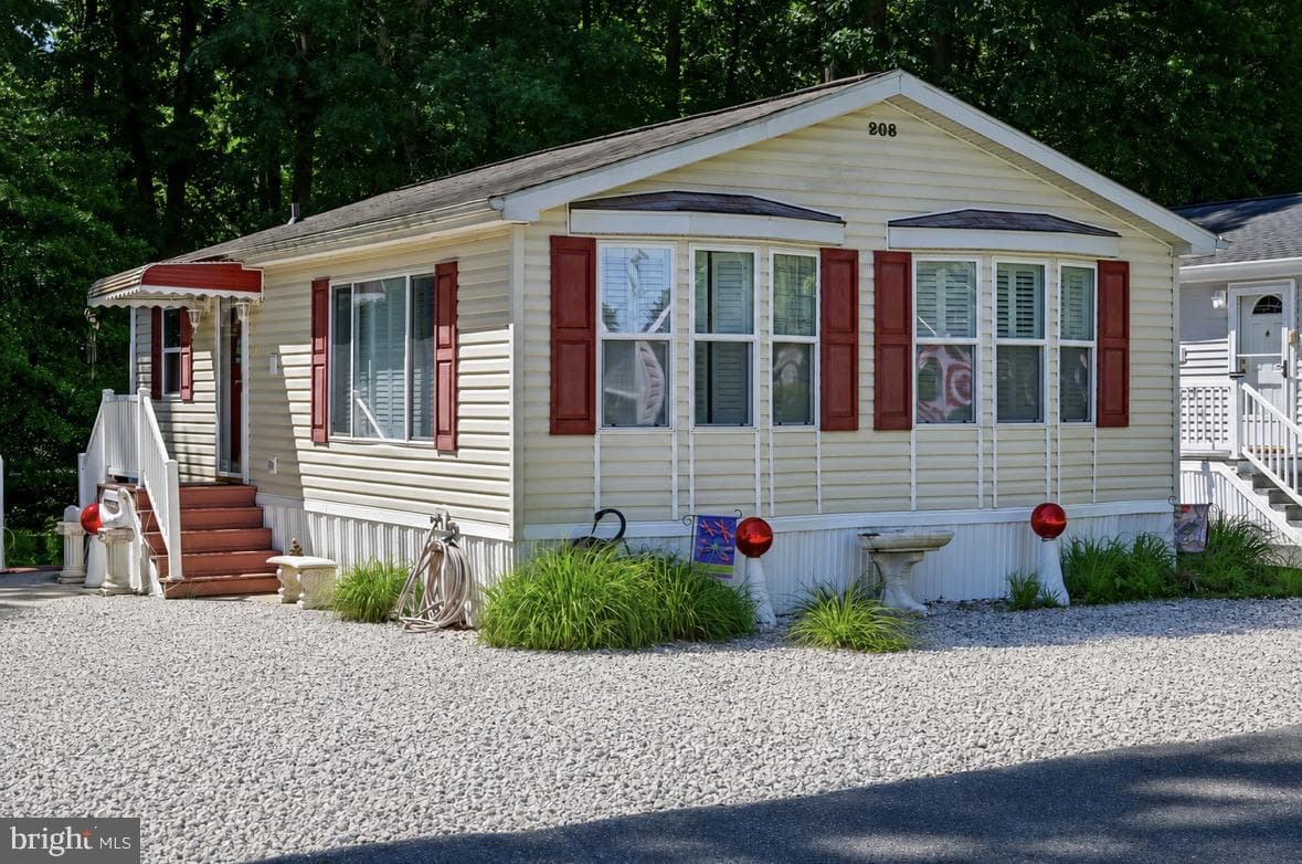 208 Timberline Circle, Berlin