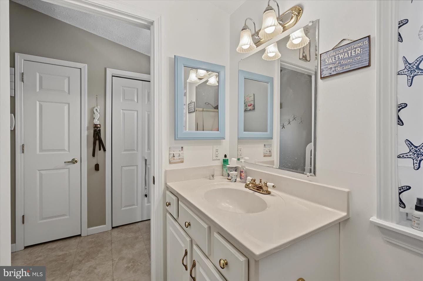 208 Timberline Circle photo 20