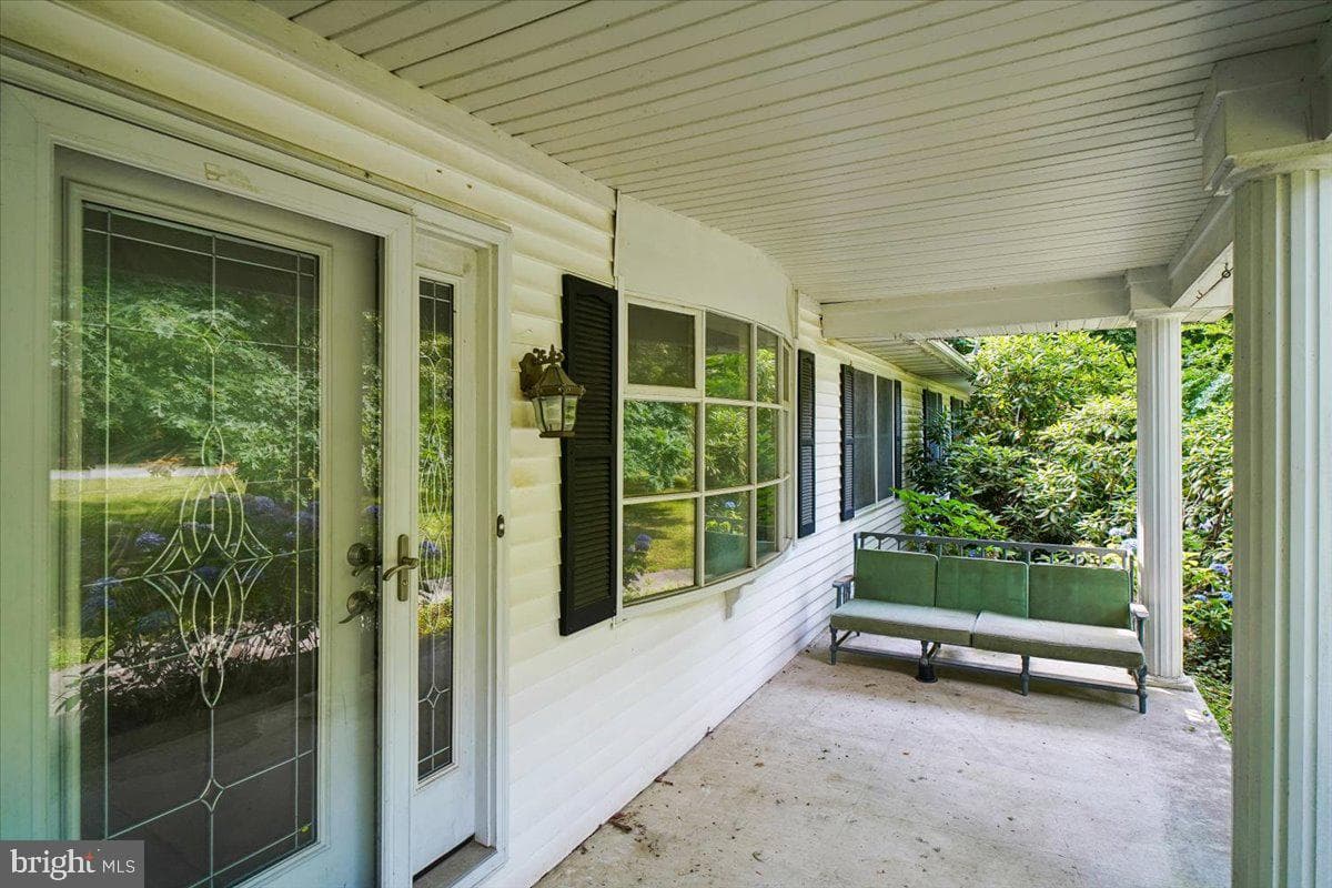 10541 Shady Drive photo 3
