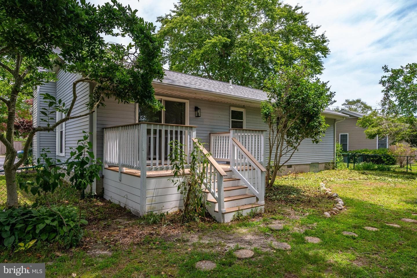 302 Franklin Avenue photo 30
