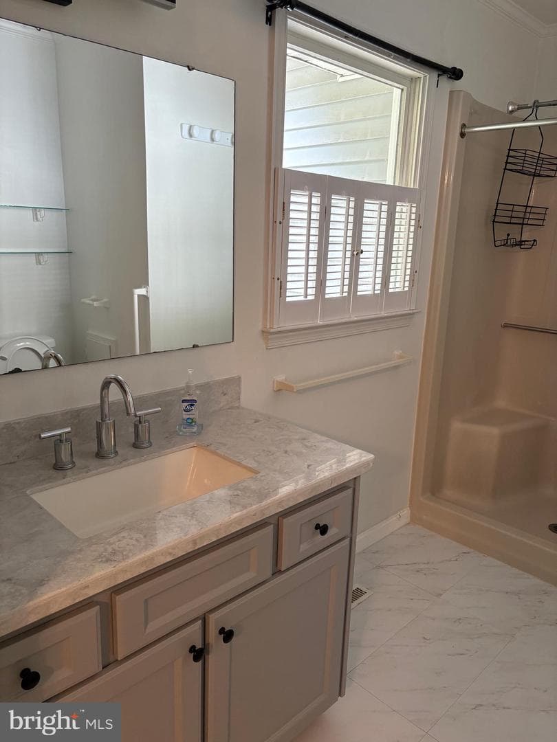 170 Windjammer Road photo 25
