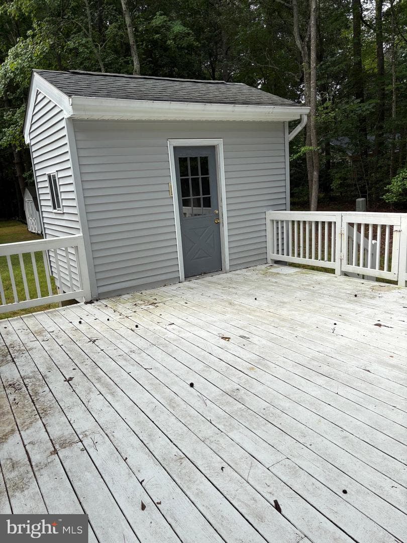 170 Windjammer Road photo 6