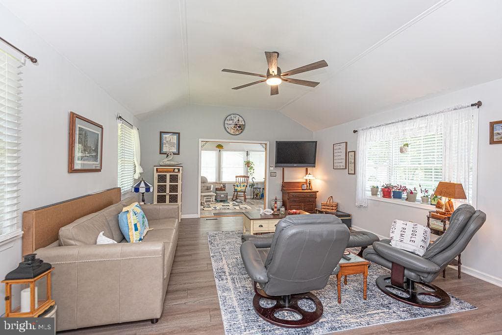 151 Sandyhook Road photo 22