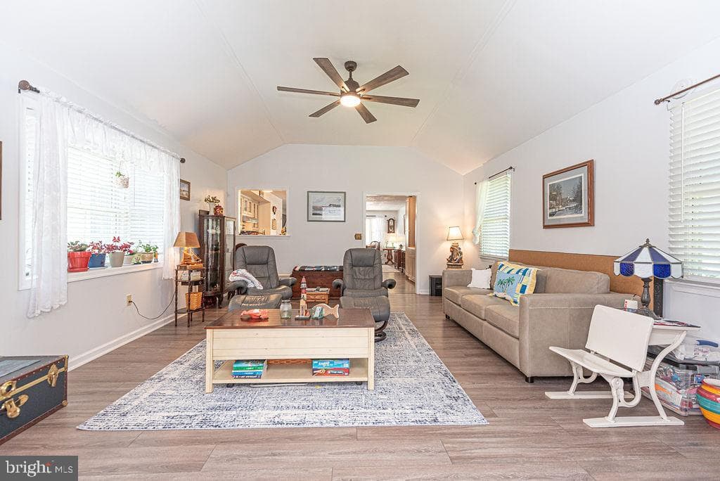 151 Sandyhook Road photo 27