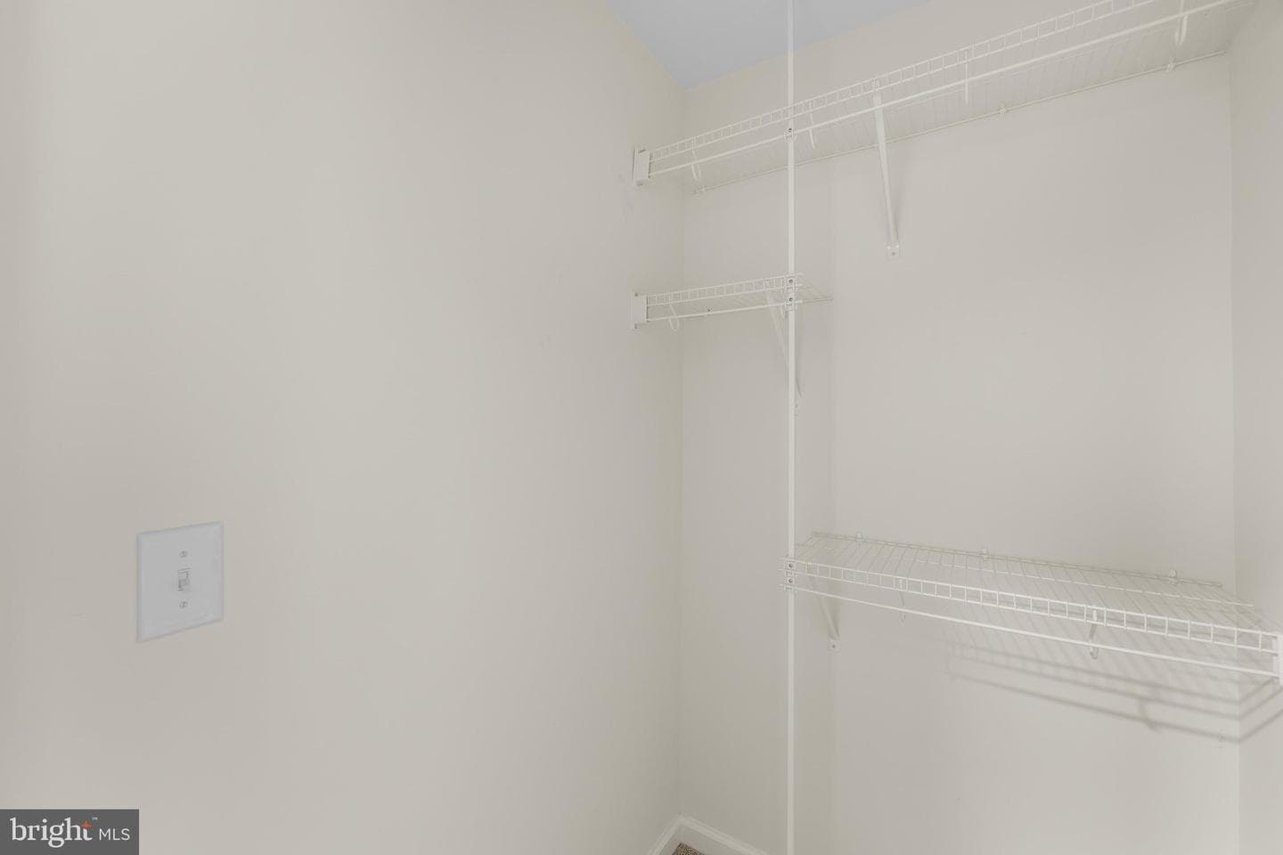 12 Burley Street photo 29