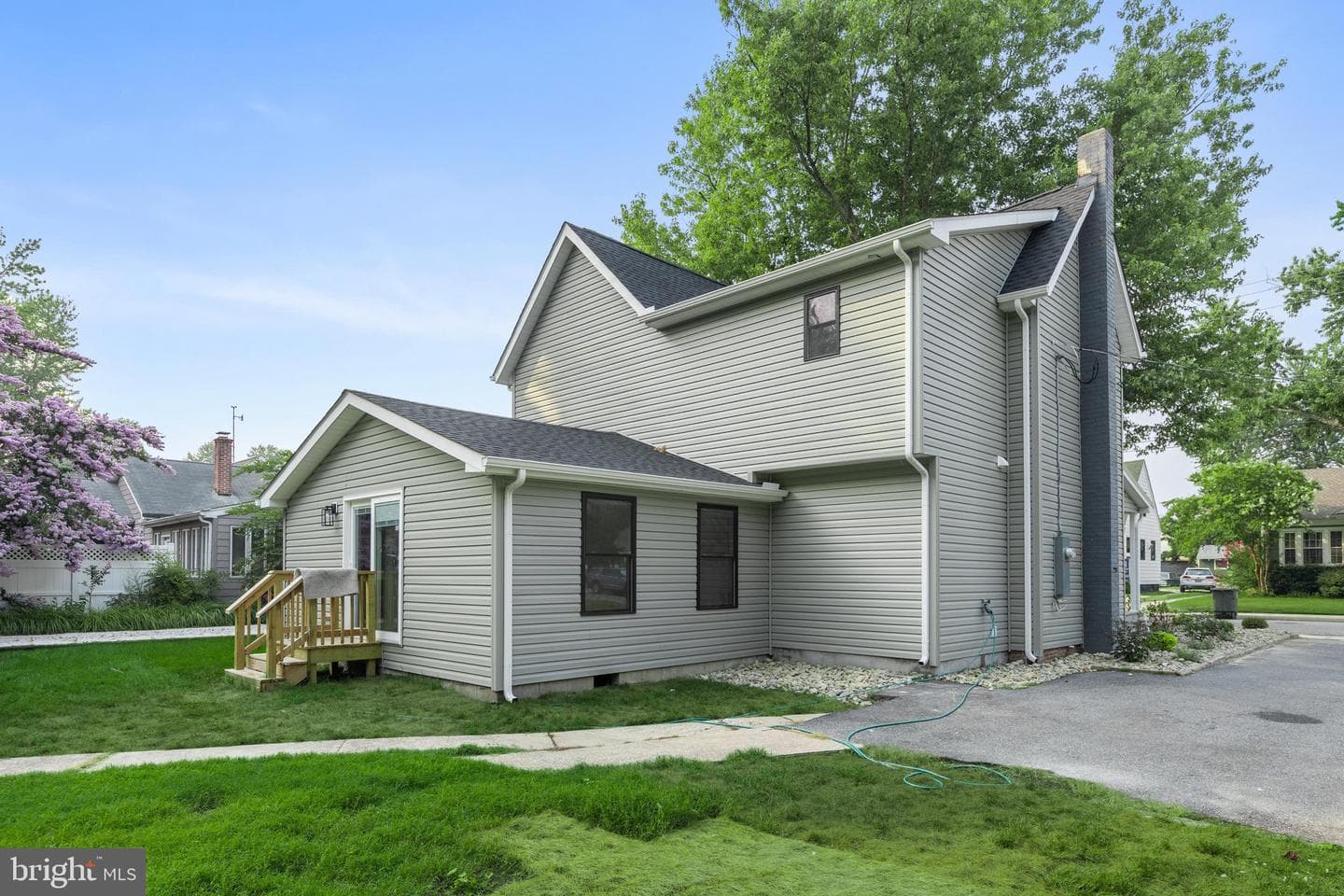 12 Burley Street photo 48