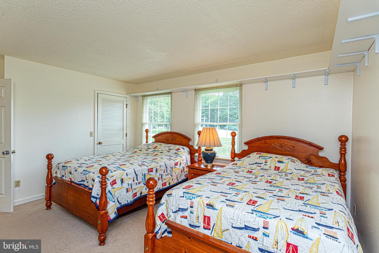 2 Heron Isle Court photo 32